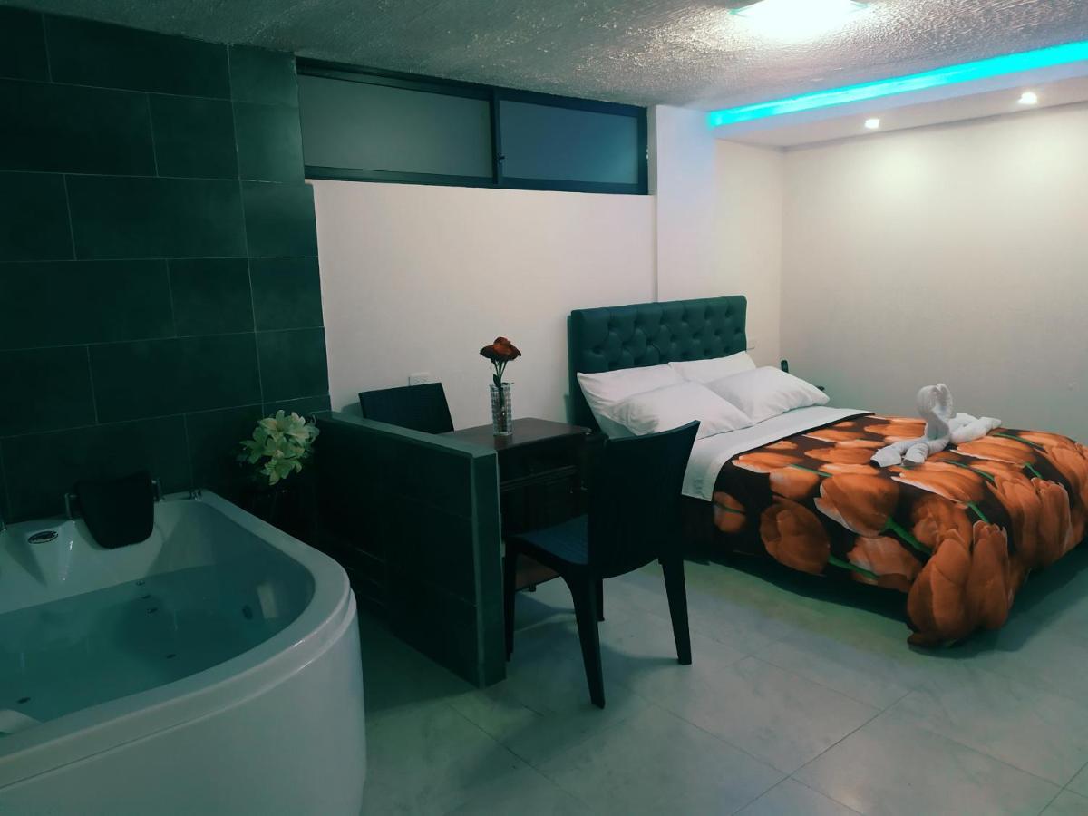 Hostal Ajavi del Sur Quito Esterno foto