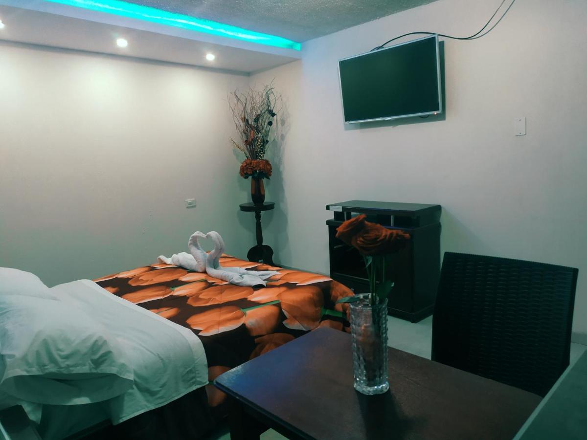 Hostal Ajavi del Sur Quito Esterno foto